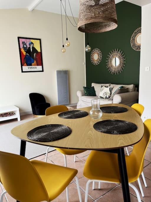 Maison Cosy Avec Parking Gratuit ชาร์แนค ภายนอก รูปภาพ